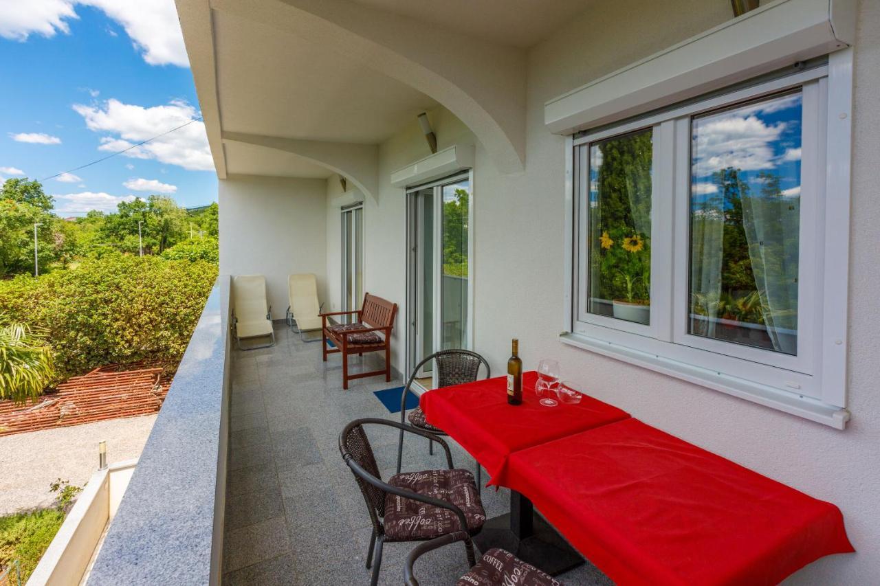 Apartments Dolloree Dramalj Εξωτερικό φωτογραφία
