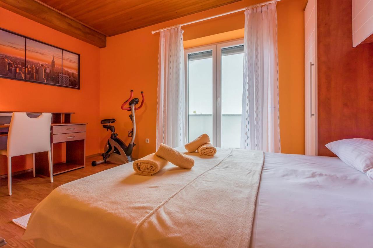 Apartments Dolloree Dramalj Εξωτερικό φωτογραφία