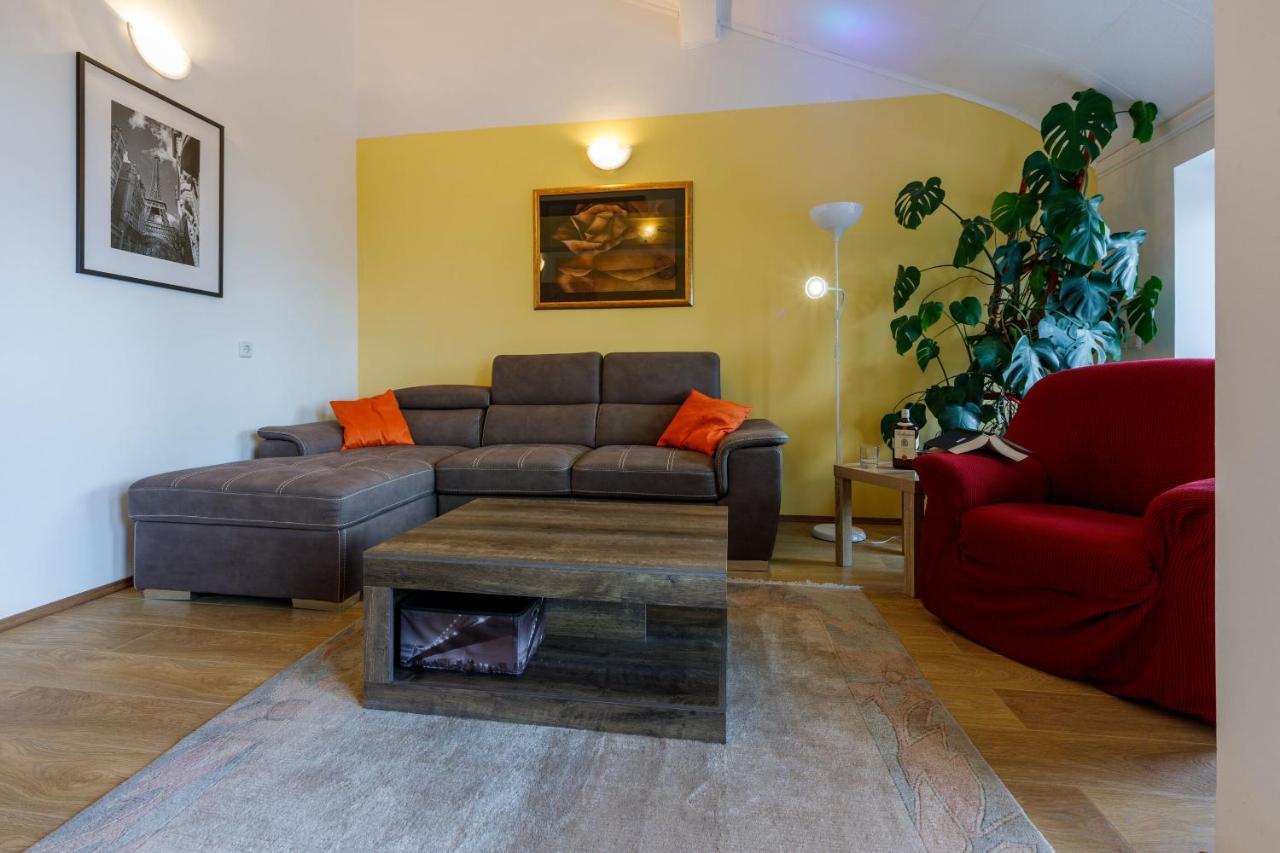 Apartments Dolloree Dramalj Εξωτερικό φωτογραφία