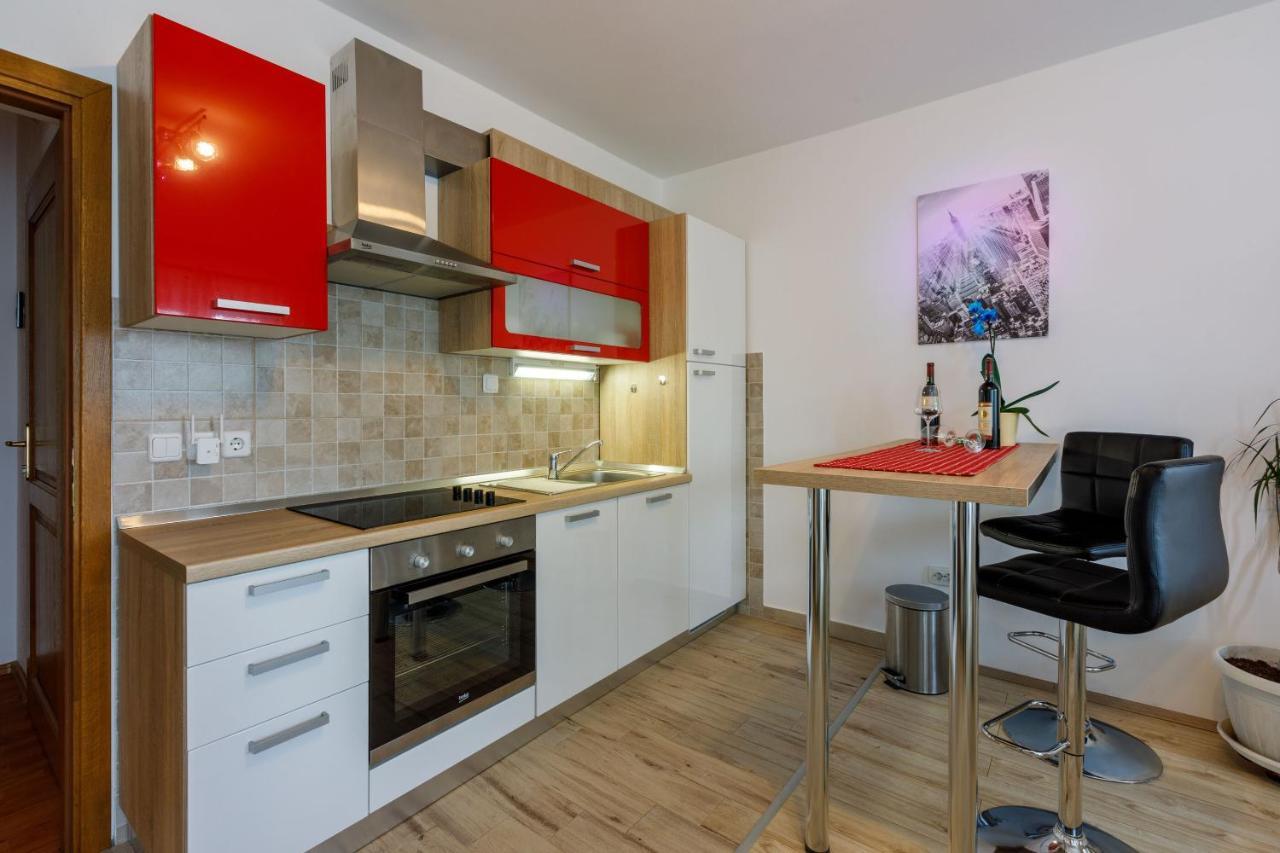 Apartments Dolloree Dramalj Εξωτερικό φωτογραφία