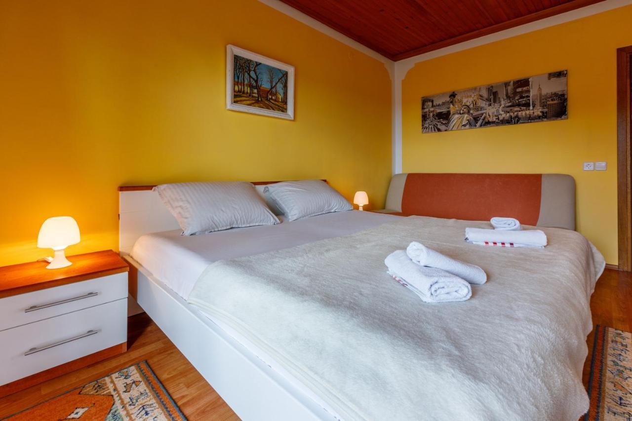 Apartments Dolloree Dramalj Εξωτερικό φωτογραφία